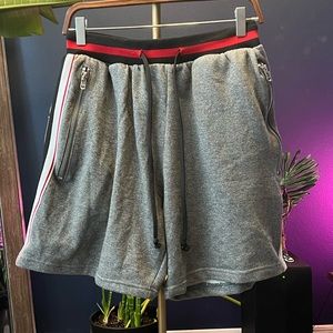 MNML sweatshorts